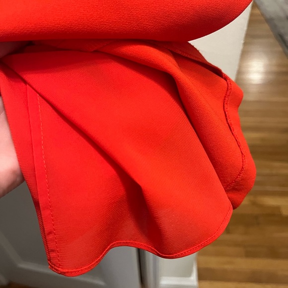 Gorgeous red Alice and Olivia mini dress in fantastic condition. Worn once! - Picture 3 of 8